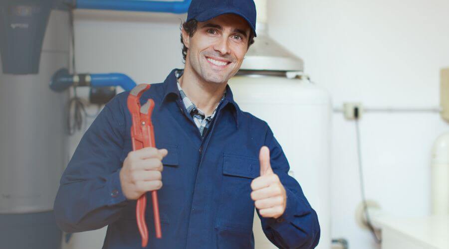 Expert burst pipe repair services in Green Camp, OH